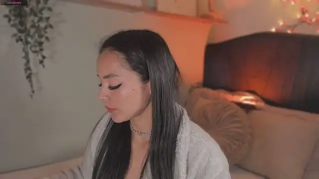 Snapshot of im-isabella chatting on December 5, 2025, 7:34 pm im-isabella online show from December 5, 2025, 7:34 pm