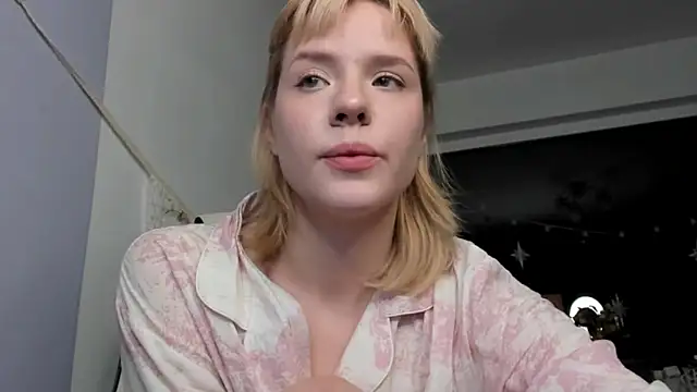 Snapshot of _CuteAsFuck_ chatting on October 12, 2025, 1:12 pm  CuteAsFuck  online show from October 12, 2025, 1:12 pm