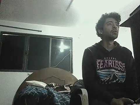 royalmadness  online show from March 2, 2026, 8:27 pm