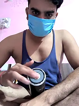 Snapshot of Riyansh_mehta chatting on October 6, 2025, 5:24 pm Riyansh mehta online show from October 6, 2025, 5:24 pm