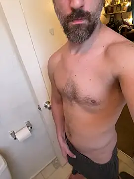 BriGuyXXX87 online show from February 6, 2026, 1:01 am