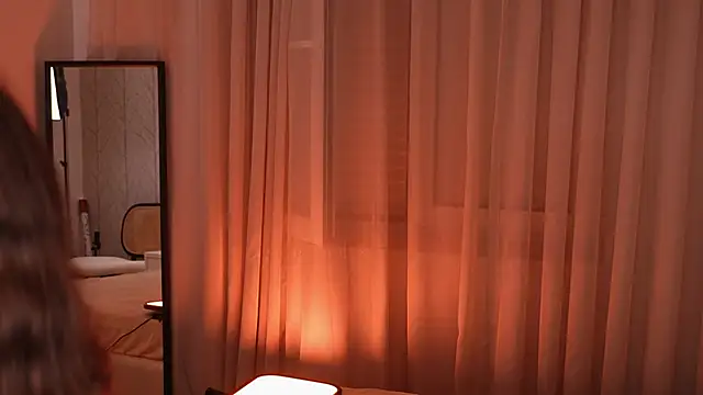 LiaGotti online show from November 4, 2025, 6:33 pm