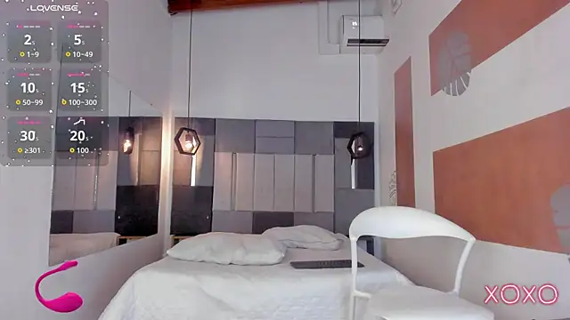 Snapshot of FreyrStone chatting on November 21, 2025, 2:05 pm FreyrStone online show from November 21, 2025, 2:05 pm