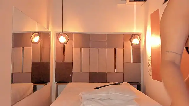 FreyrStone online show from April 9, 2026, 8:59 pm