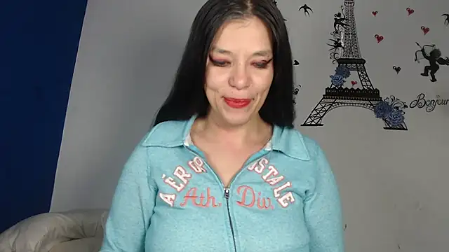 Snapshot of IVONNE_SEX chatting on October 3, 2025, 9:49 pm IVONNE SEX online show from October 3, 2025, 9:49 pm