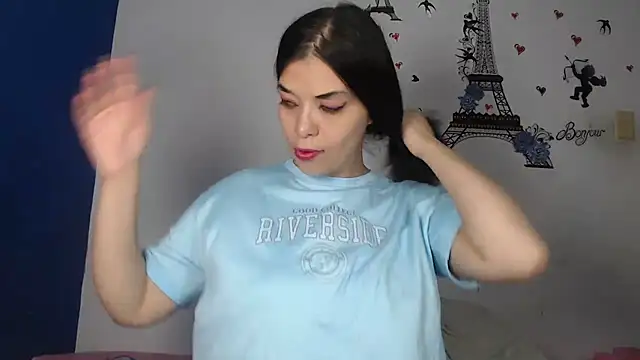 Snapshot of IVONNE_SEX chatting on September 10, 2025, 1:59 am IVONNE SEX online show from September 10, 2025, 1:59 am