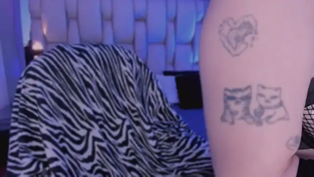 revenmiller  online show from February 11, 2026, 7:25 pm