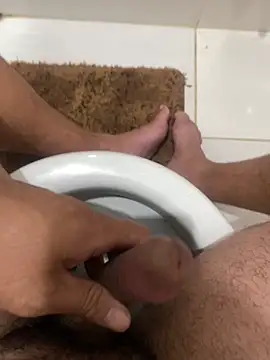 Snapshot of emerdal chatting on February 13, 2026, 12:27 pm emerdal online show from February 13, 2026, 12:27 pm