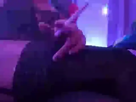 Snapshot of TUPtitaHot chatting on December 19, 2025, 7:11 am TUPtitaHot online show from December 19, 2025, 7:11 am