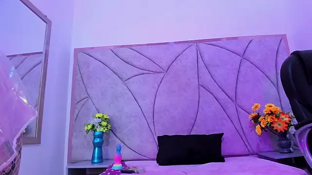 Pamela Squirtt online show from October 9, 2025, 2:06 pm