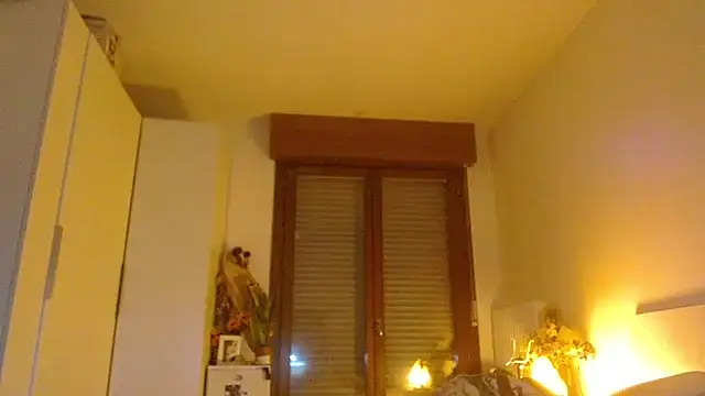 refem9 online show from December 2, 2025, 9:16 pm