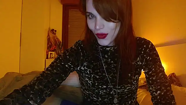 refem9 online show from November 24, 2025, 10:10 pm