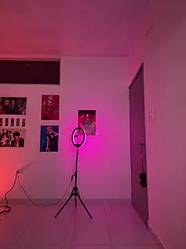 18 salo online show from February 6, 2026, 4:19 am