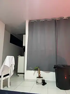 Snapshot of 18_salo chatting on September 10, 2025, 4:11 am 18 salo online show from September 10, 2025, 4:11 am