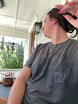 sweetsirenn online show from September 13, 2025, 6:41 pm