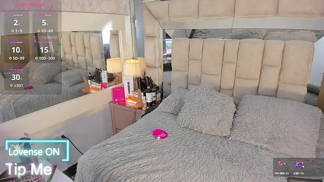 Snapshot of VICTORIAGRAYS chatting on September 26, 2025, 11:17 am VICTORIAGRAYS online show from September 26, 2025, 11:17 am