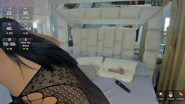 VICTORIAGRAYS online show from March 31, 2026, 11:01 am