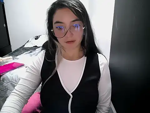 Snapshot of Came-II chatting on February 3, 2026, 6:33 am Came-II online show from February 3, 2026, 6:33 am