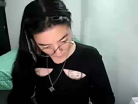 Snapshot of Came-II chatting on January 15, 2026, 2:15 am Came-II online show from January 15, 2026, 2:15 am