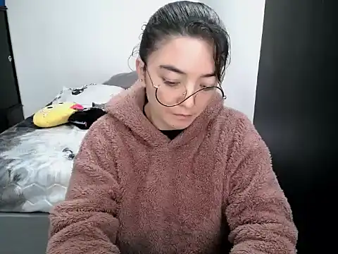 Snapshot of Came-II chatting on February 6, 2026, 1:40 pm Came-II online show from February 6, 2026, 1:40 pm