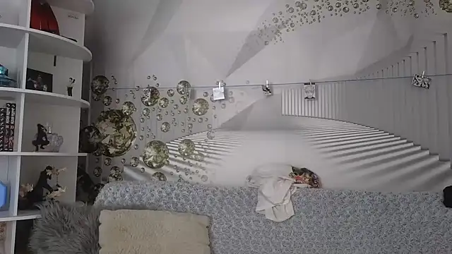 Snapshot of EvoletteLouLou chatting on September 27, 2025, 12:55 pm EvoletteLouLou online show from September 27, 2025, 12:55 pm