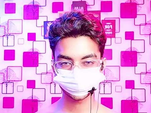 Snapshot of ChiseledCharm chatting on September 14, 2025, 9:15 pm ChiseledCharm online show from September 14, 2025, 9:15 pm