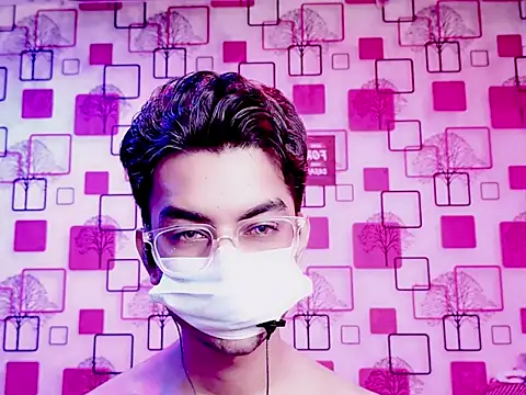 Snapshot of ChiseledCharm chatting on September 30, 2025, 5:30 pm ChiseledCharm online show from September 30, 2025, 5:30 pm