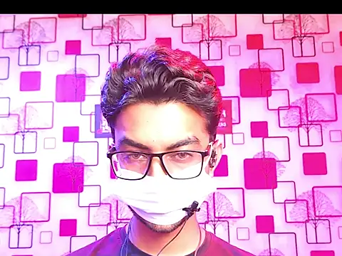 Snapshot of ChiseledCharm chatting on September 20, 2025, 8:14 pm ChiseledCharm online show from September 20, 2025, 8:14 pm