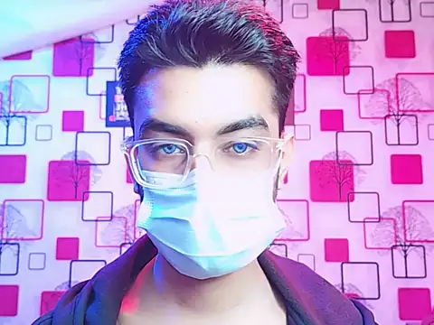 ChiseledCharm online show from November 12, 2025, 8:45 pm