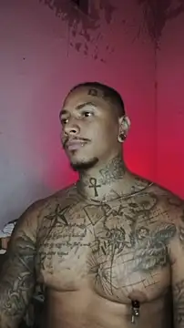 Snapshot of David_tatto1 chatting on February 6, 2026, 4:08 am David tatto1 online show from February 6, 2026, 4:08 am