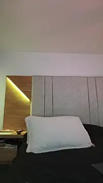 Snapshot of David_tatto1 chatting on January 16, 2026, 2:48 am David tatto1 online show from January 16, 2026, 2:48 am