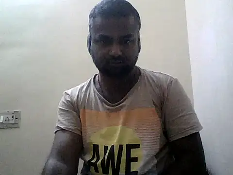 sree4143 online show from December 15, 2025, 12:38 am