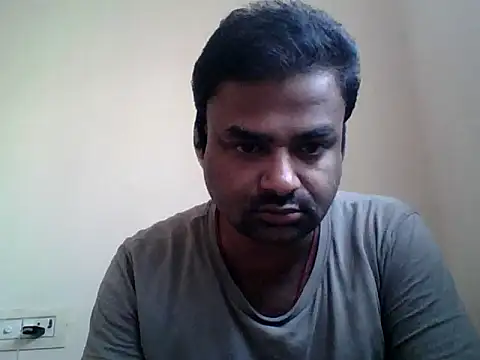 sree4143 online show from October 10, 2025, 5:52 am
