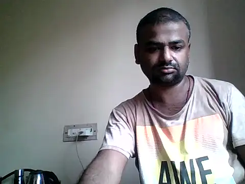 sree4143 online show from December 5, 2025, 9:52 am