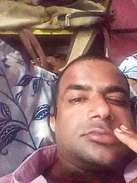 sree4143 online show from November 7, 2025, 4:39 am