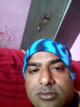 sree4143 online show from November 6, 2025, 12:42 pm