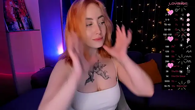 Snapshot of deboramoore chatting on July 1, 2026, 2:12 am deboramoore online show from July 1, 2026, 2:12 am