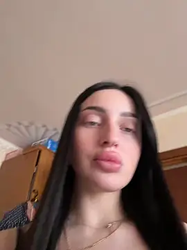 Snapshot of Soft_Pleasure chatting on May 4, 2026, 7:11 am Soft Pleasure online show from May 4, 2026, 7:11 am