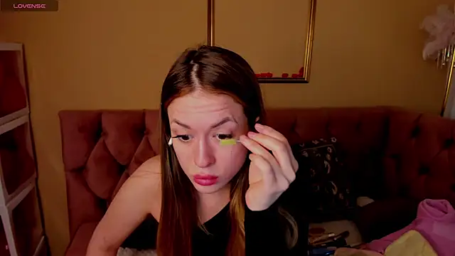 Snapshot of StacyWells chatting on February 25, 2026, 1:28 am StacyWells online show from February 25, 2026, 1:28 am