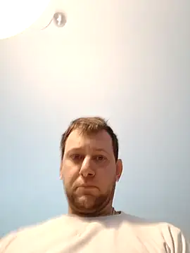 Snapshot of Alessio1987 chatting on February 8, 2026, 7:28 am Alessio1987 online show from February 8, 2026, 7:28 am