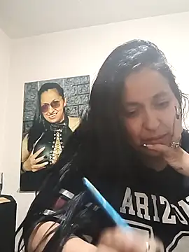 Snapshot of holydeath_1 chatting on October 9, 2025, 1:17 am holydeath 1 online show from October 9, 2025, 1:17 am