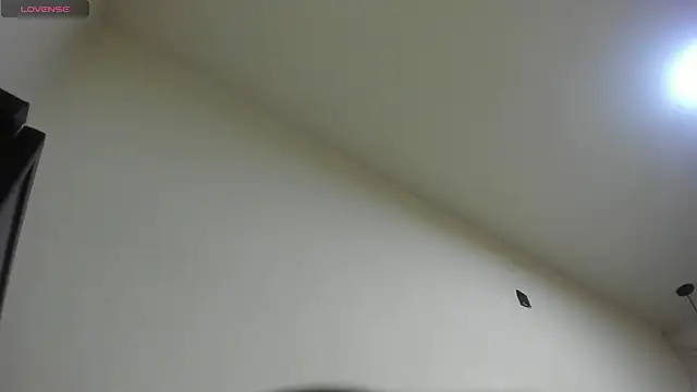 Snapshot of Luciifeer_ chatting on April 2, 2026, 2:13 pm Luciifeer online show from April 2, 2026, 2:13 pm