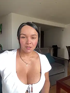 Nova Gabriela online show from November 6, 2025, 3:05 pm