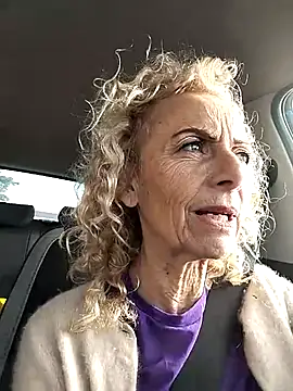 Snapshot of clarabell4 chatting on March 10, 2026, 7:45 am clarabell4 online show from March 10, 2026, 7:45 am