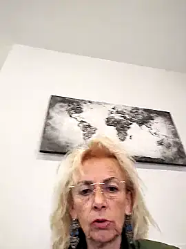 Snapshot of clarabell4 chatting on March 23, 2026, 8:36 am clarabell4 online show from March 23, 2026, 8:36 am