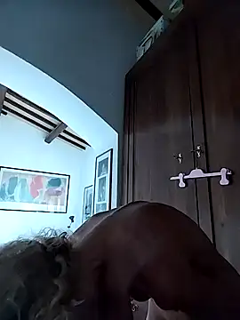 clarabell4 online show from September 12, 2025, 5:40 am