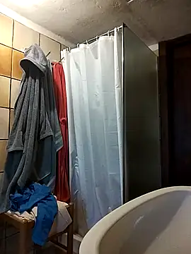 clarabell4 online show from October 7, 2025, 5:30 am