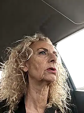 Snapshot of clarabell4 chatting on April 8, 2026, 6:26 am clarabell4 online show from April 8, 2026, 6:26 am