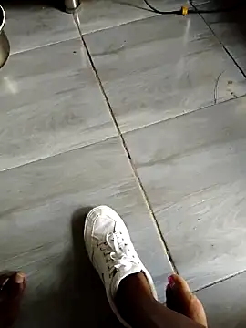 Snapshot of 92donis chatting on November 15, 2025, 3:27 pm 92donis online show from November 15, 2025, 3:27 pm