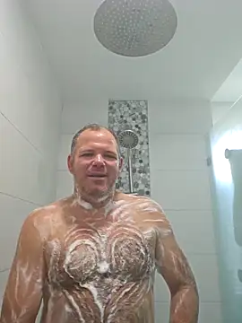 cubanitofeliz40 online show from March 4, 2026, 1:08 pm